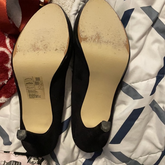 Black suede 4in heels - Picture 3 of 5